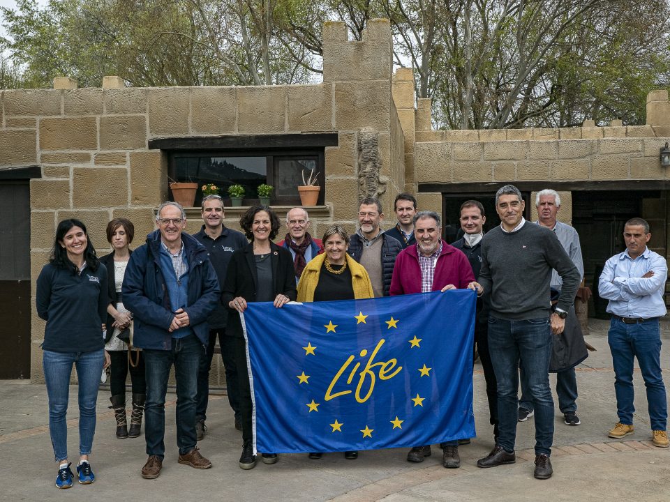 Los parlamentarios de Navarra durante la visita
